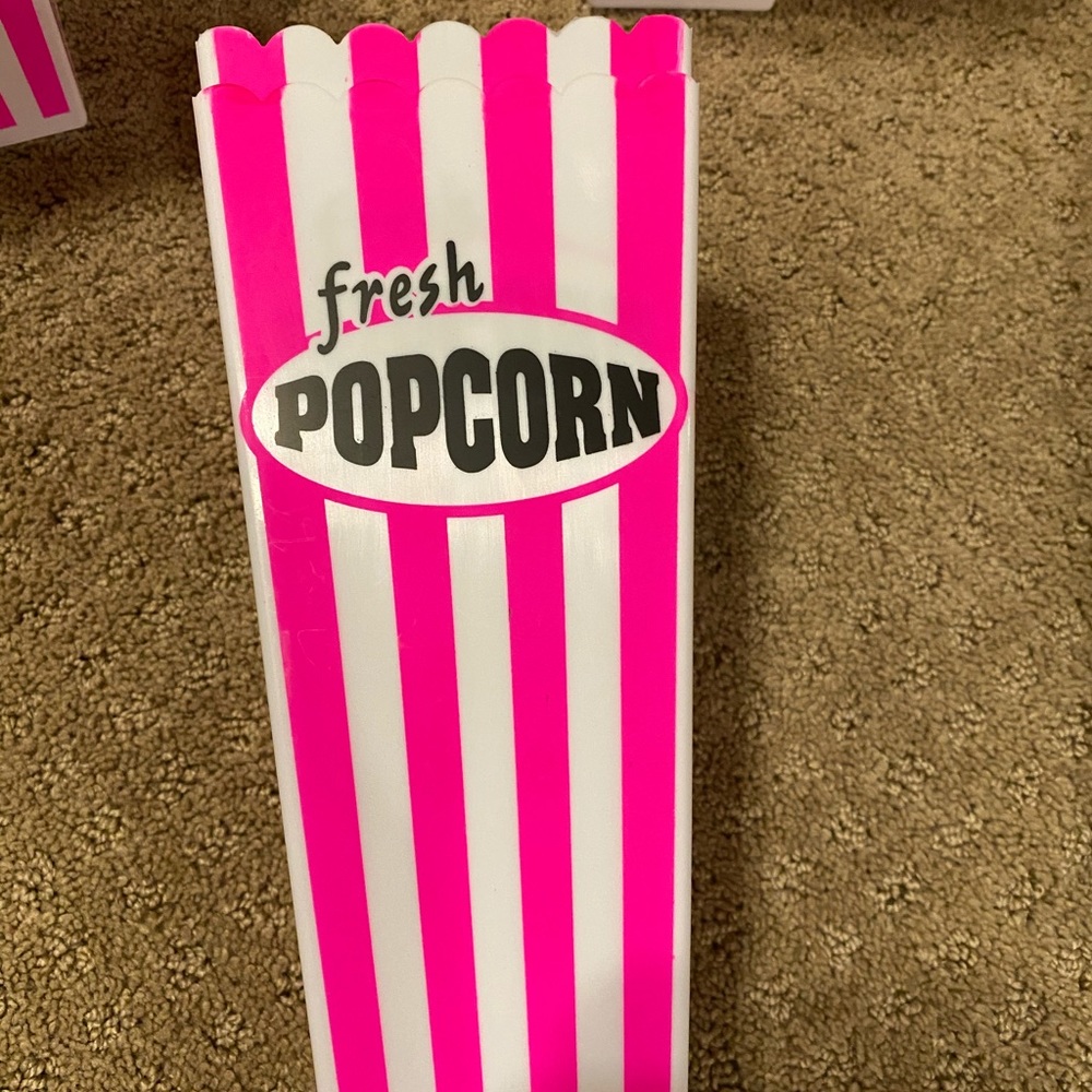 Popcorn holders - Picture 2 of 4